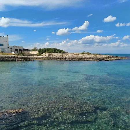 Casa Lomenzo * オストゥーニ