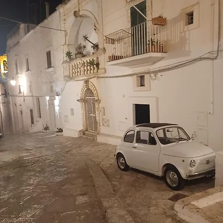 Casa Lomenzo オストゥーニ